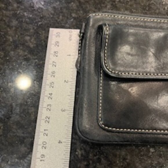 EUC Authentic Coach Black Leather Wristlet with Buckle Pocket - Picture 6 of 6